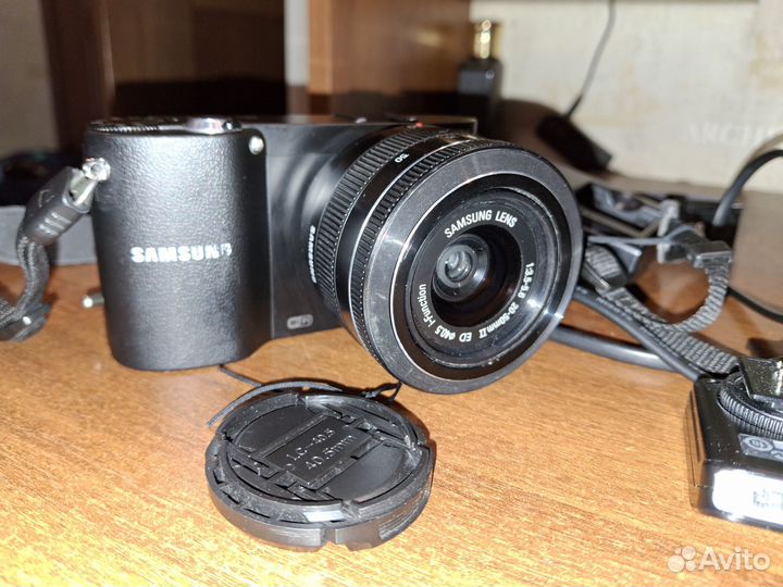 Фотоаппарат Samsung NX1000