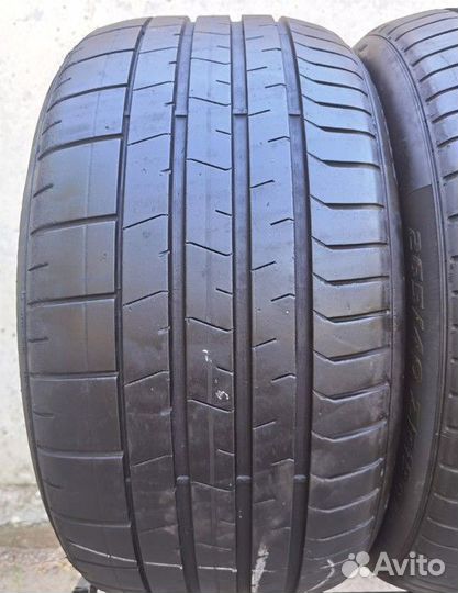 Pirelli P Zero 265/40 R19 98Y