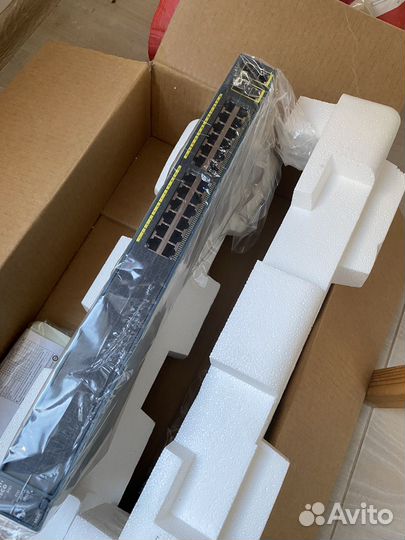 Комутатор Cisco Catalyst 2960 Series SI