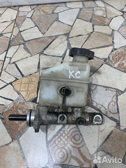 Главный тормозной цилиндр Kia Ceed Ed хэтчбэк 1.6