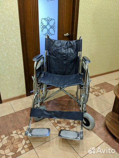 Инвалидная коляска новая