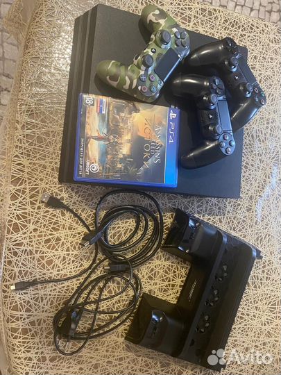 Ps4 pro в отличном состоянии (последняя ревизия)