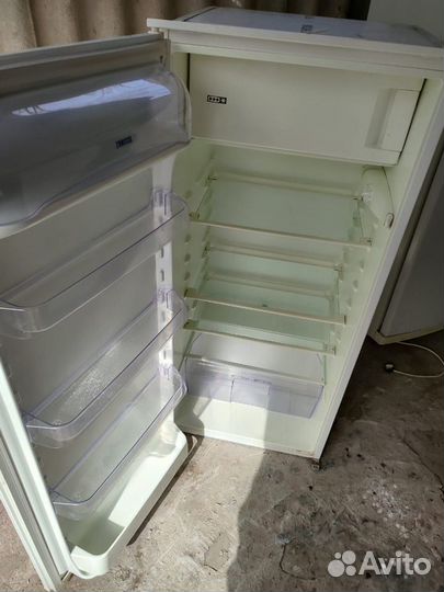 Холодильник офисный zanussi доставка