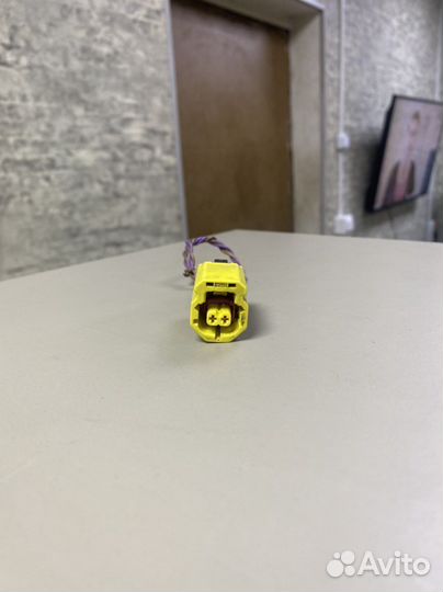 Разъем датчика удара Ауди А4 Б8 А6 С6 Ку7