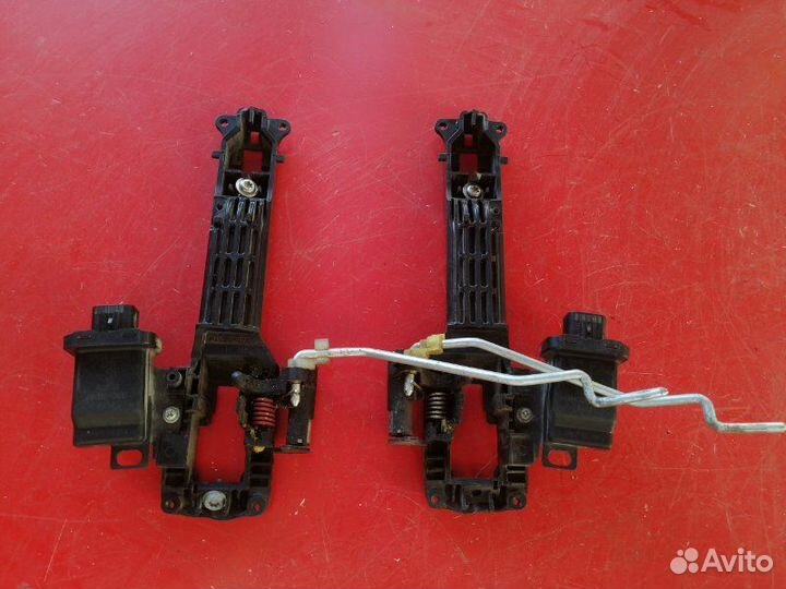 Кронштейн ручки двери Toyota Camry XV40