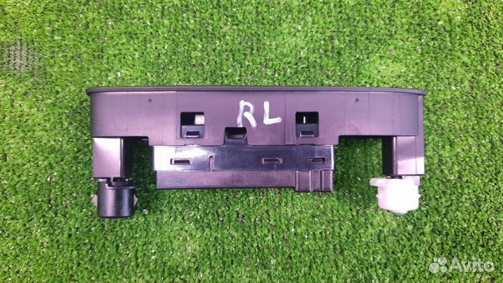 Кнопка стеклоподъемника задняя левая Infiniti Qx50