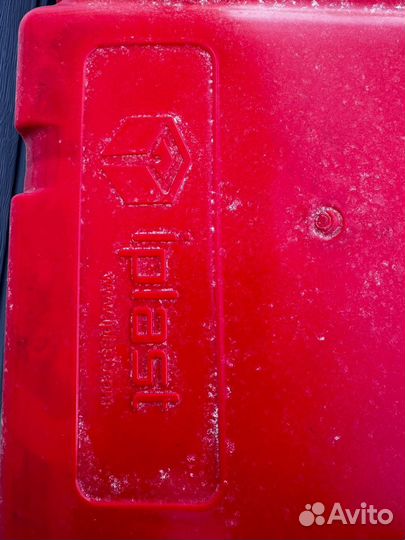 Крышка для мусорного контейнера