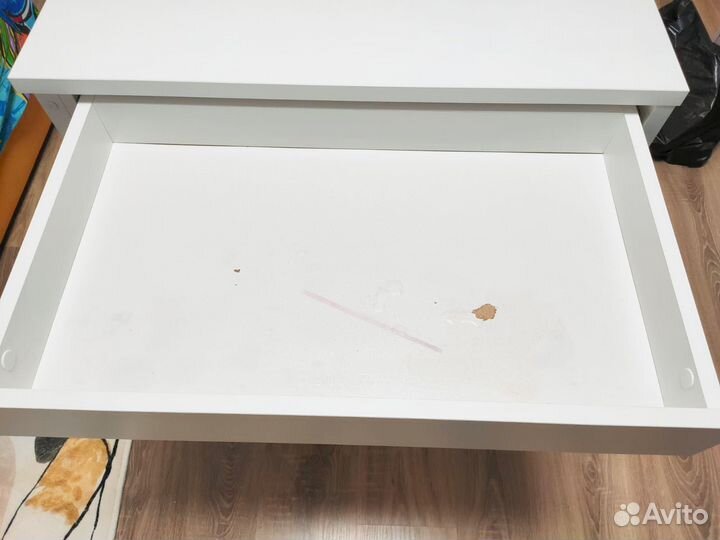 Стол письменный 75 см