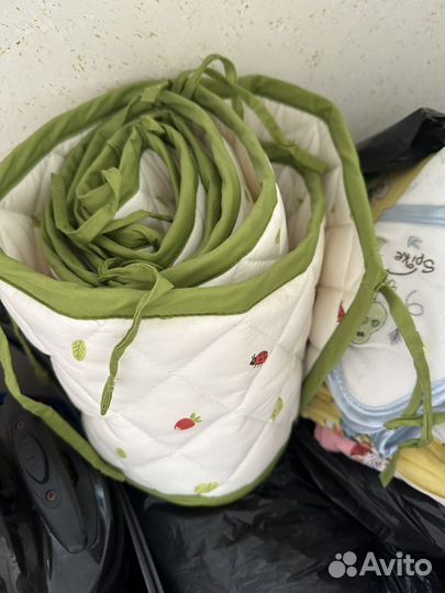 Одежда для новорождённых, ванночка для купания