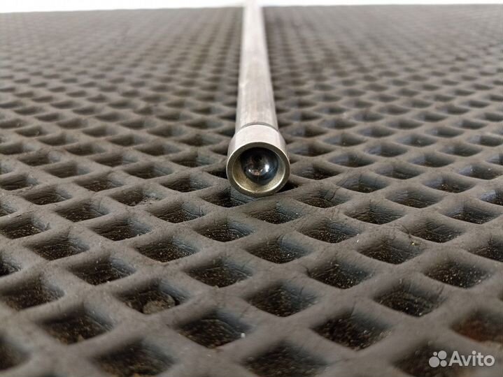 Штанга толкателя впускного клапана