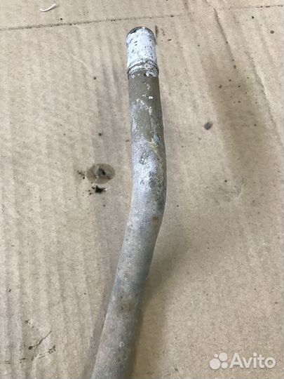 Трубка системы охлаждения Mercedes W203 (3301)