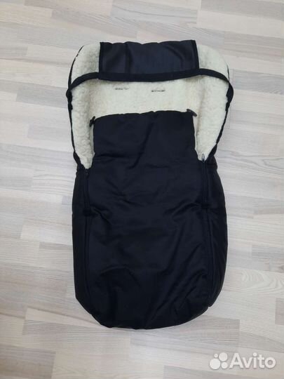 Конверт в коляски на овчине. Б/у 1 зиму