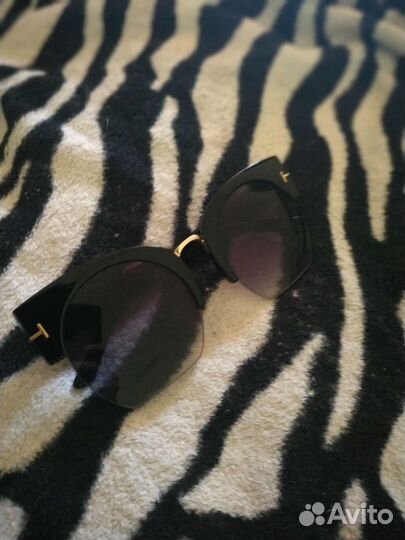 Солнцезащитные очки женские