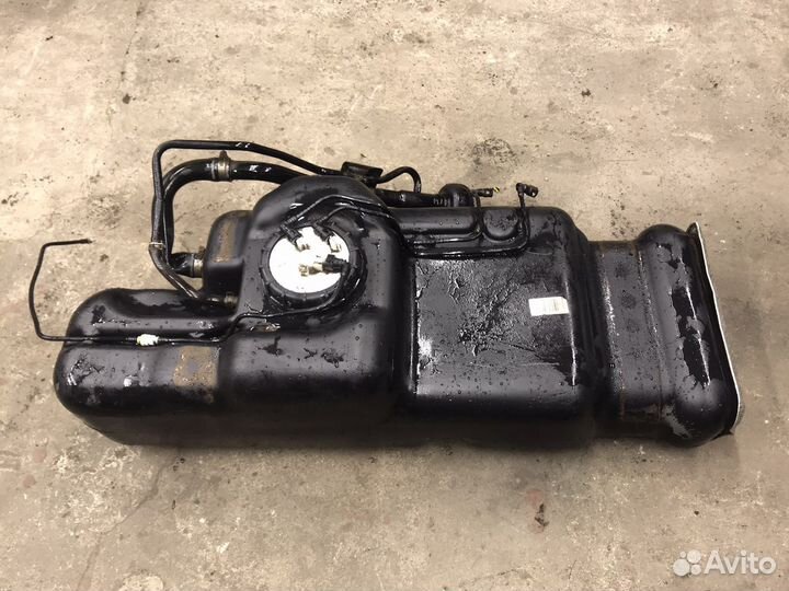 Топливный бак ниссан навара д40 2008 год