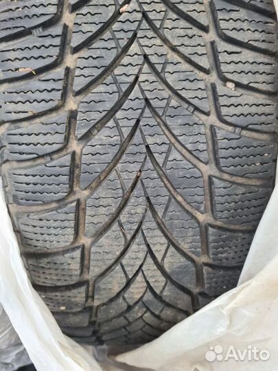 Goodyear UltraGrip Ice 2 205/55 R16