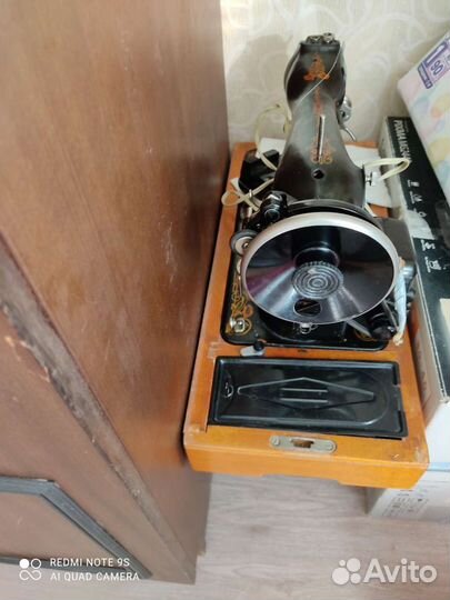 Швейная машинка