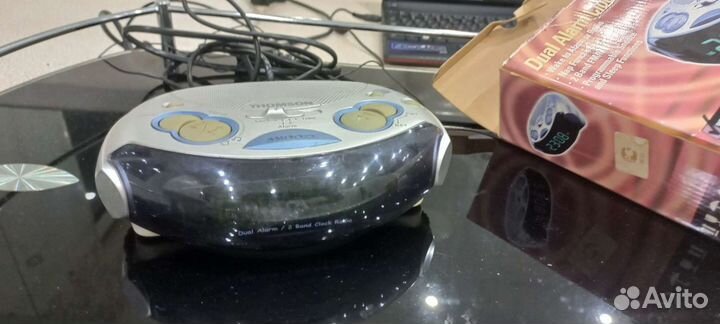 Радиобудильник thomson RR65Q