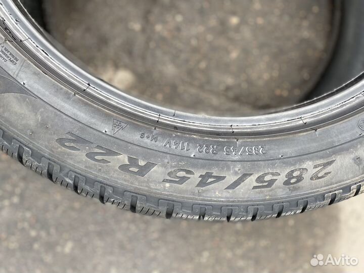 Pirelli Scorpion Winter 285/45 R22