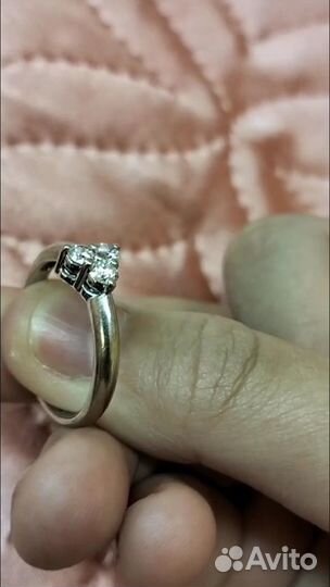 Золотое кольцо с бриллиантами 585 проба