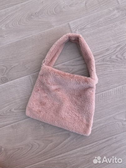 Сумка меховая кросбоди