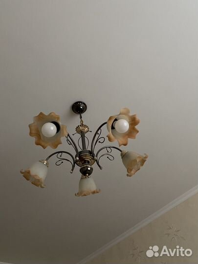Люстра потолочная