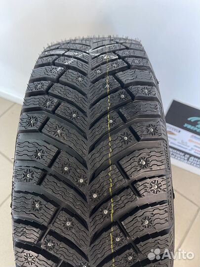 Michelin X-Ice North 4 205/55 R17 95T
