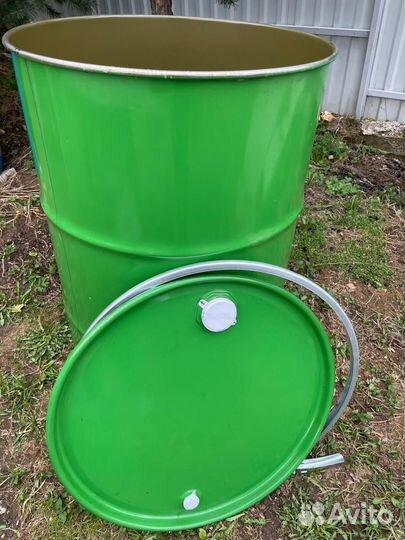 Бочка металлическая 200л с крышкой