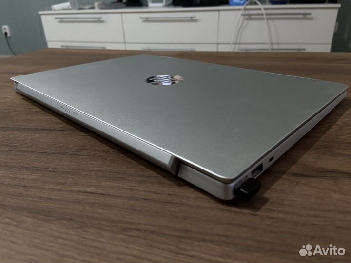 Ноутбук HP 13 дюймов ультрабук