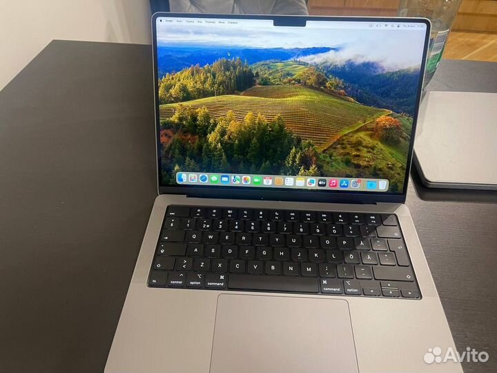 Apple macbook pro 14 m2 2023