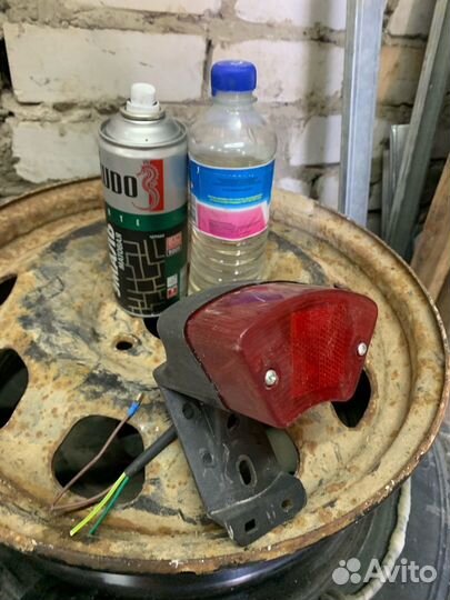 Стоп сигнал на мотоцикл