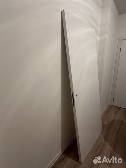 Дверь дерево новая