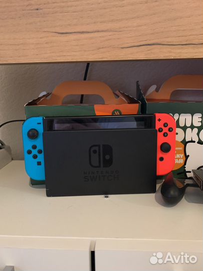 Nintendo switch б/у + mario carts