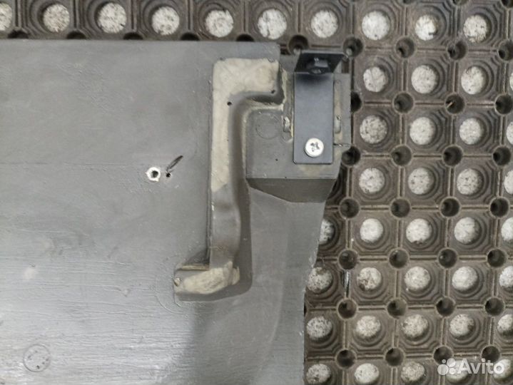 504163512 Крышка бардачка правая Iveco Stralis