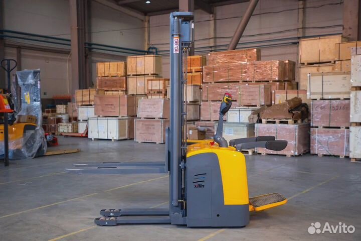 Штабелер самоходный 1.5т