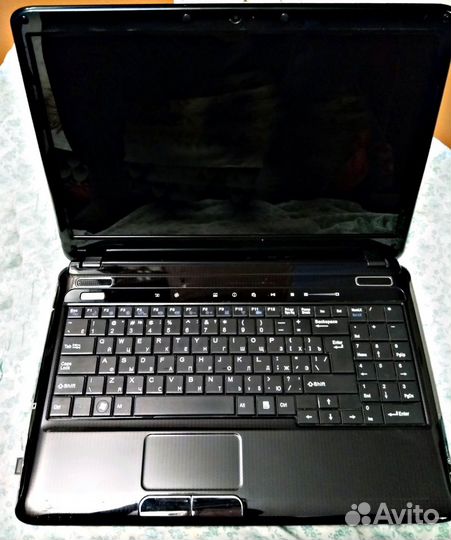 Ноутбук RoverBook Neo E611