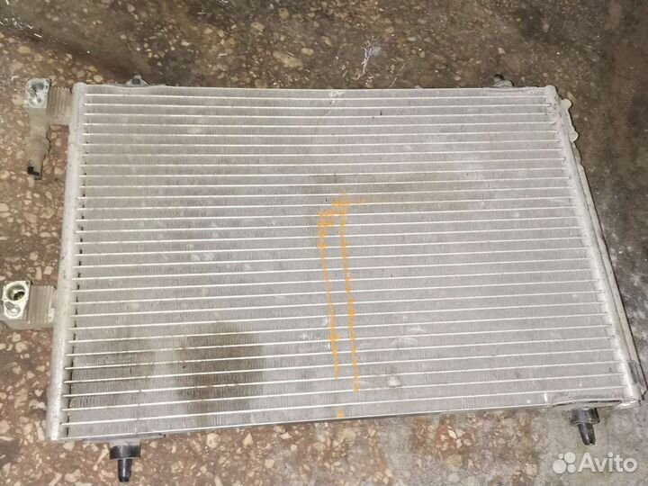 Радиатор кондиционера Citroen c5 x40