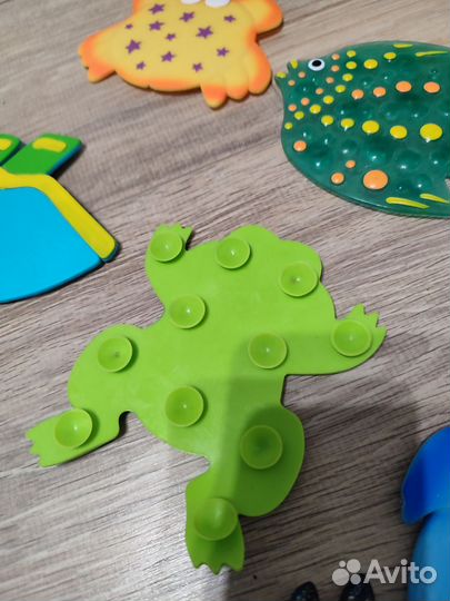 Мини коврики для ванной на присосках