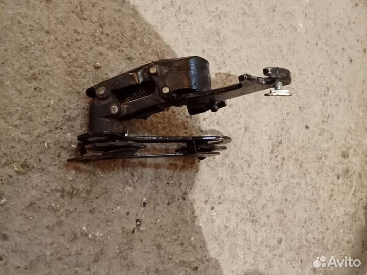 Натяжитель цепи shimano