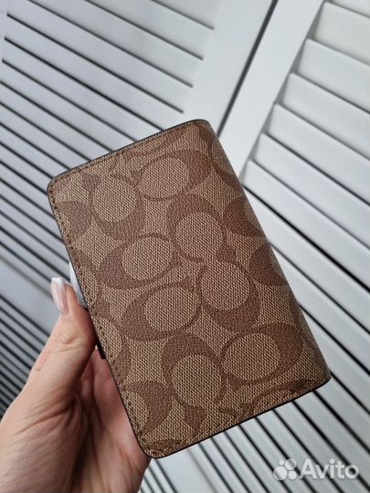 Кошелёк Coach