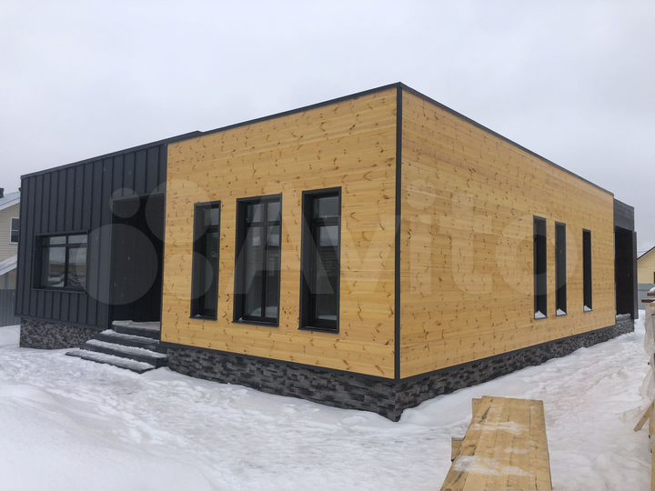 Дом 160 м² на участке 8 сот.