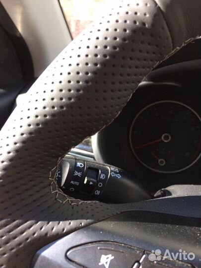 Чехол-оплётка рулевого колеса экокожа,Kia Rio 4