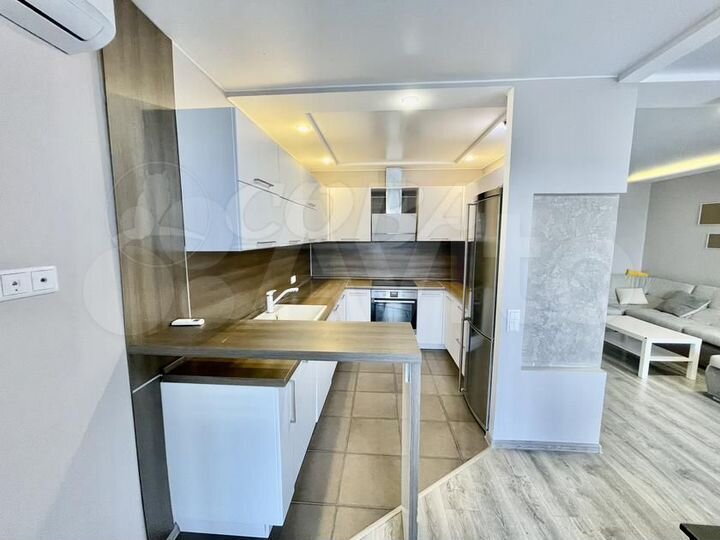 2-к. квартира, 66 м², 7/17 эт.