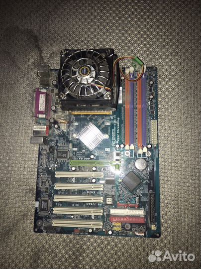 Материнская плата с процессором ранитет