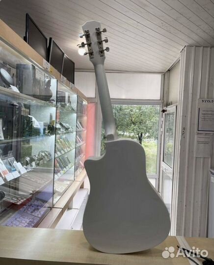 Гитара акустическая 38 белая