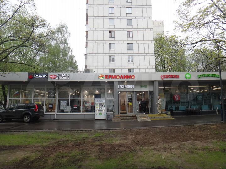 Отдел под табак в гастрономе Окская