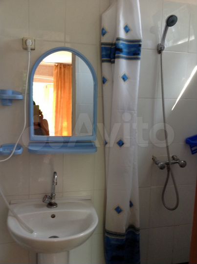 Комната 10 м² в 1-к., 1/1 эт.