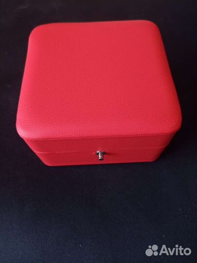 Шкатулка для ювелирных украшений