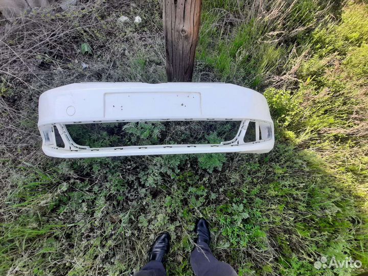 Бампер volkswagen джетта 2011г