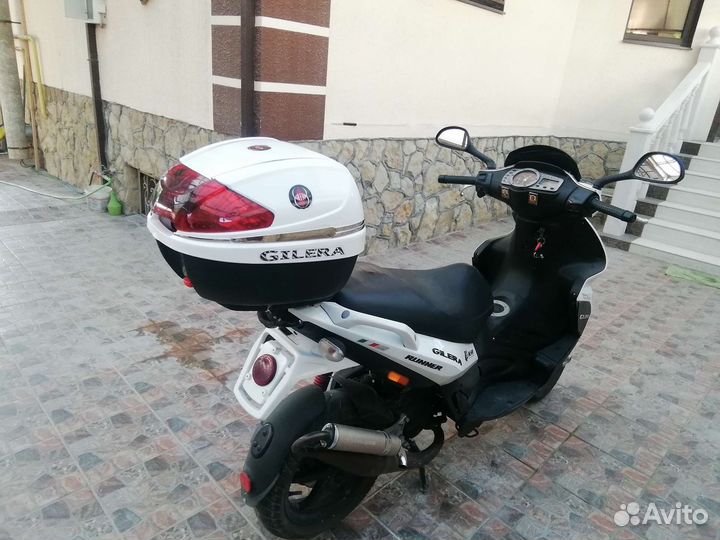 Скутер Gilera
