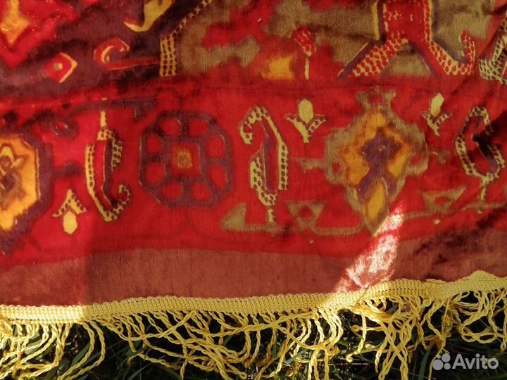 Плюшевая скатерть СССР 2 шт